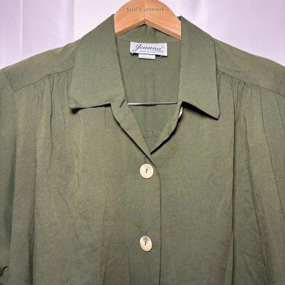 Vintage Joanna Olive Green Button Down Shirt Short Sleeve Shoulder Pads Large - Picture 2 of 7